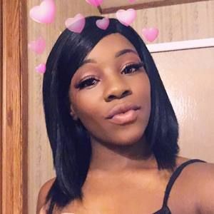 Meet your Posher, Kenjana